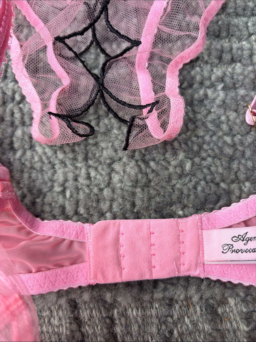 Sheer Pink Lace Bra & Panty Set with Decorative Bows - Picture 3 of 10